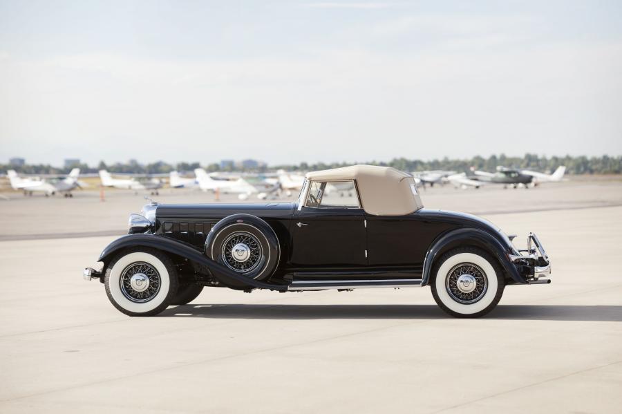  Chrysler Imperial CL Convertible Roadster by LeBaron 1933 года  (фото 3 из 23)